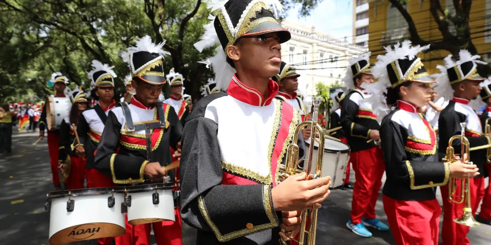 fanfarras-sao-tradicao-em-desfiles-em-memoria-da-independencia-baiana
