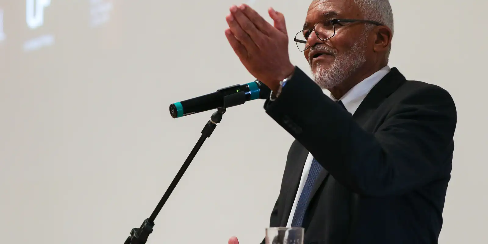 busca-por-profundidade-e-dinamismo-marca-40-anos-do-revista-brasil